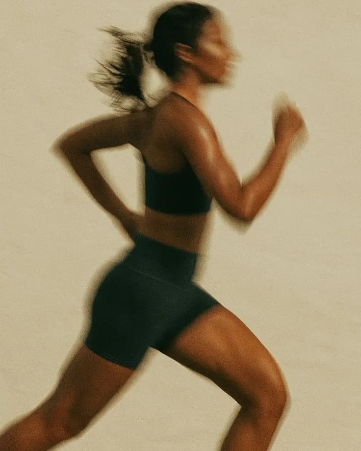 mujer corriendo - gina pinterest